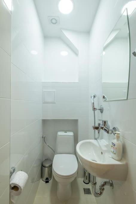 Top Location, Brand New 3 Bdrm Apt & Free Parking Sofia Eksteriør billede